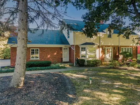 3911 Lower River Rd, Porter, NY 14174