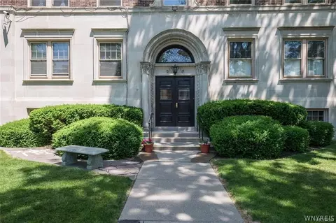 925 Delaware Ave #6B, Buffalo, NY 14209