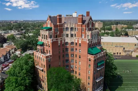 800 W Ferry St #8D, Buffalo, NY 14222