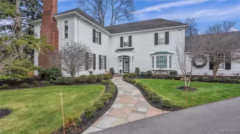 39 Saint Georges, Buffalo, NY 14222