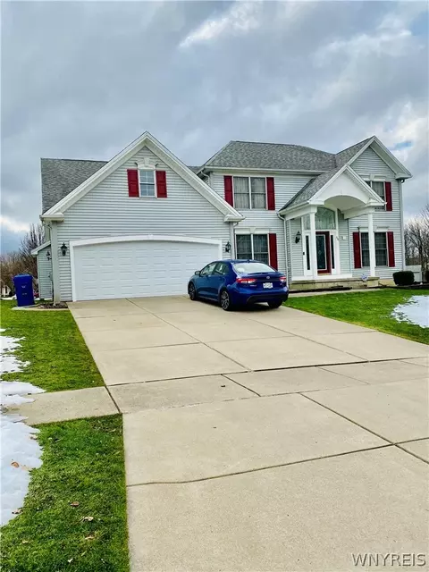 60 Brook Ln, West Seneca, NY 14224