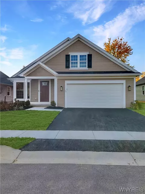 70 Grambo Dr, Lancaster, NY 14086
