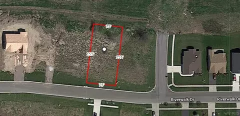 525 Riverwalk Dr, Lewiston, NY 14092