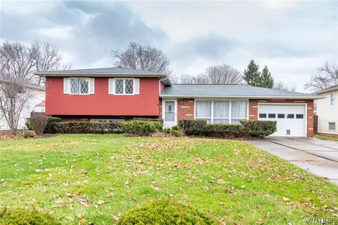 3535 Miller Rd, Niagara, NY 14304