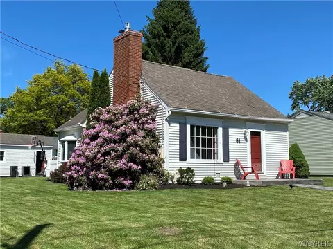 81 Sherwood Dr, Allegany, NY 14706