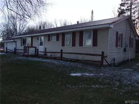10660 Olean Rd, Chaffee, NY 14030