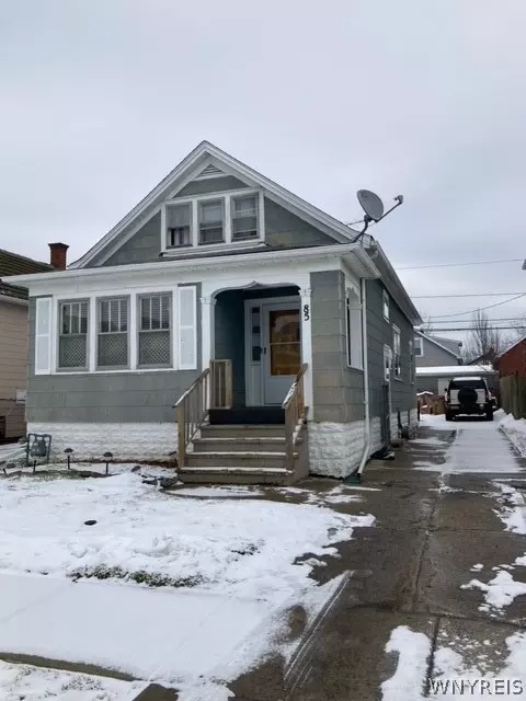 85 Ivanhoe Rd, Cheektowaga, NY 14215