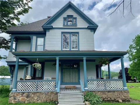 944 Elton Rd, Farmersville, NY 14060