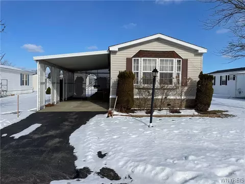 7 Lilac, Cheektowaga, NY 14225