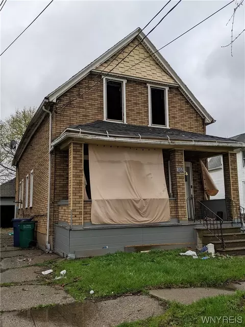 102 Roebling Ave, Buffalo, NY 14215
