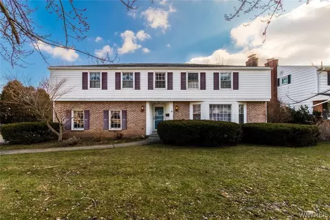 127 Surrey Run, Amherst, NY 14221
