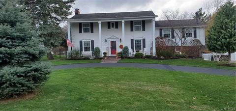 4950 Clearview Dr, Buffalo, NY 14221