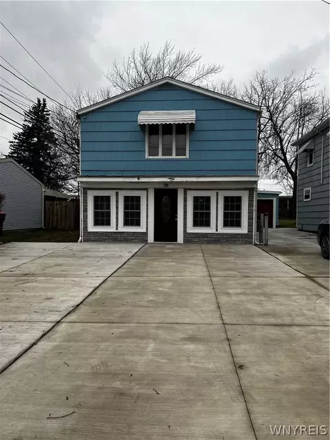 38 Newell Ave, Lancaster, NY 14086