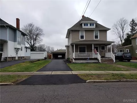 56 Court St, Lancaster, NY 14086