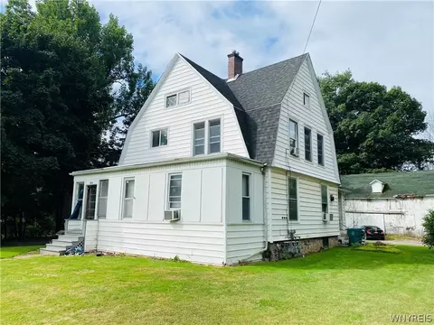 1710 Quaker Rd, Somerset, NY 14012
