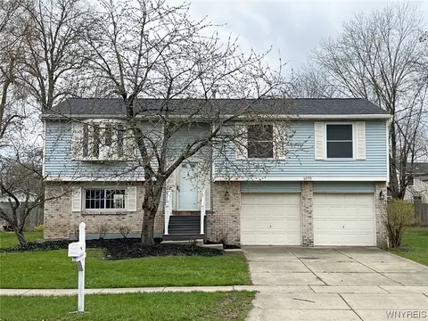 1070 Chestnut Ridge Rd, Amherst, NY 14228