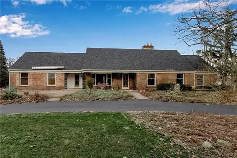12440 Cary Rd, Alden, NY 14004