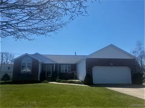 181 Whitney Pl, Cheektowaga, NY 14227