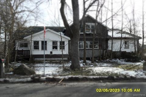 6909 Sy Rd, Wheatfield, NY 14304