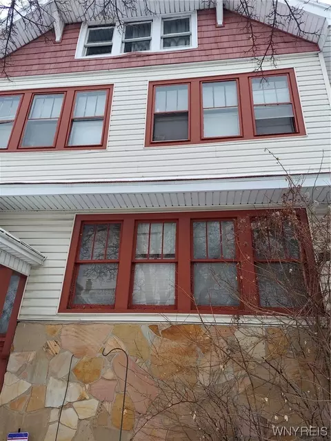400 Florida St, Buffalo, NY 14208