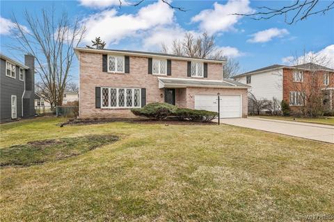 116 Heritage W Rd, Amherst, NY 14221