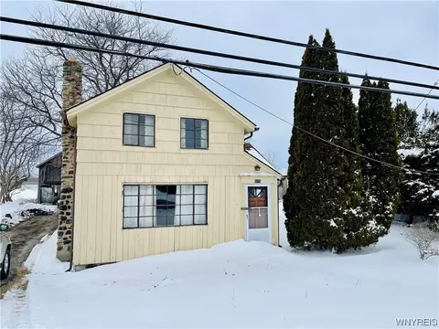 5070 Crittenden Rd, Newstead, NY 14001