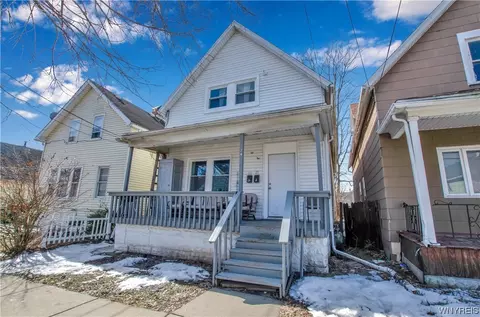 24 Clay St, Buffalo, NY 14207