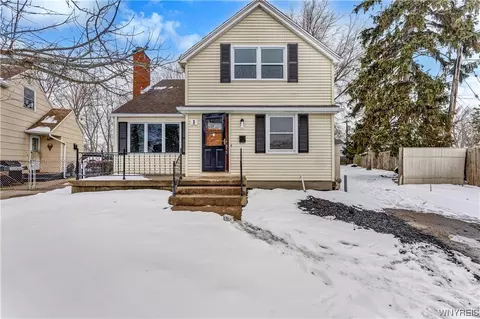 1 Nimitz Ct, Tonawanda, NY 14150