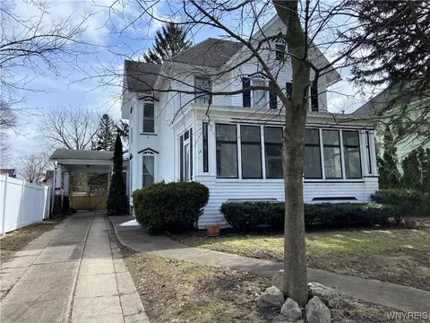 16 Ellicott Ave, Batavia, NY 14020