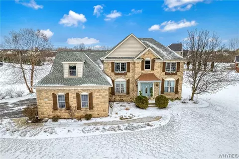 6404 Heise Rd, Clarence Center, NY 14032