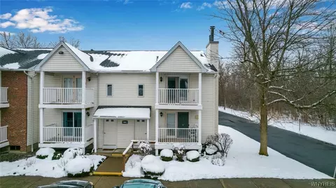 4609 Chestnut Ridge Rd #L, Amherst, NY 14228