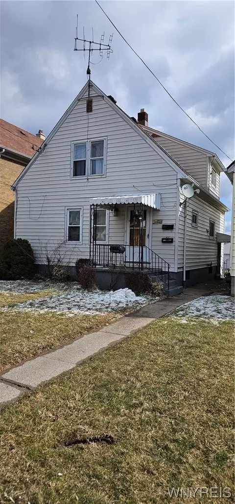 619 15th St, Niagara Falls, NY 14301