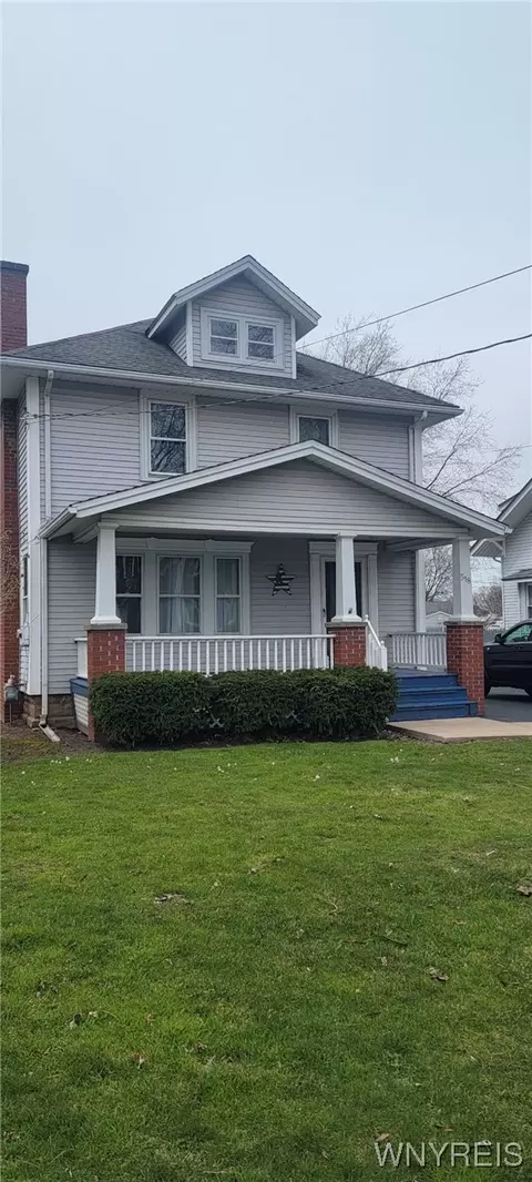 518 Beach Dr, Ridgeway, NY 14103
