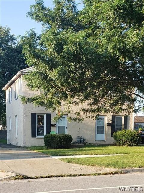94 George Urban Blvd, Cheektowaga, NY 14225