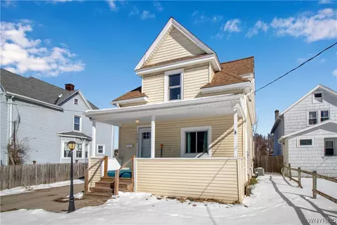 5704 Stephenson Ave, Niagara Falls, NY 14304