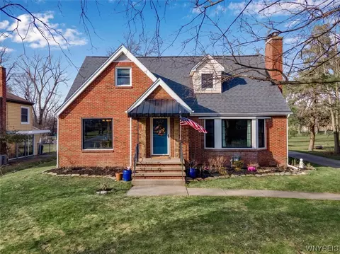 146 Catherine St, Amherst, NY 14221