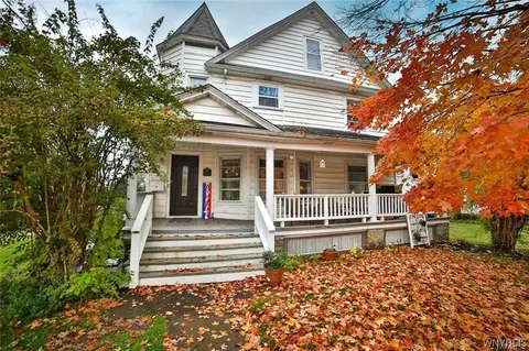 2658 Main St, Newfane, NY 14108