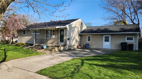148 Sharon Pkwy, Lackawanna, NY 14218