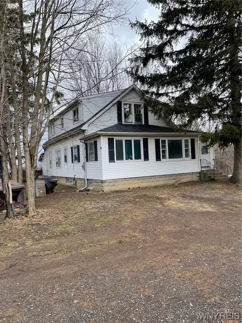 5330 Big Tree Rd, Orchard Park, NY 14127