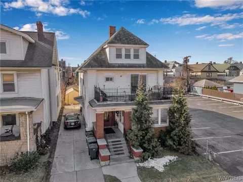673 Amherst St, Buffalo, NY 14207
