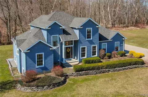 1264 Lakeshore Ter, Appleton, NY 14008