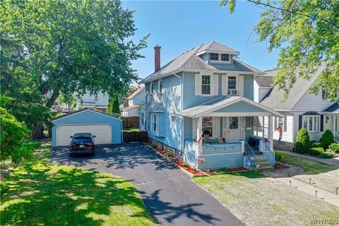 17 Milton St, Tonawanda, NY 14150