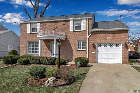 3034 Madison Ave, Niagara Falls, NY 14305