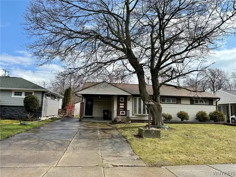 87 Dale Dr, Tonawanda, NY 14150