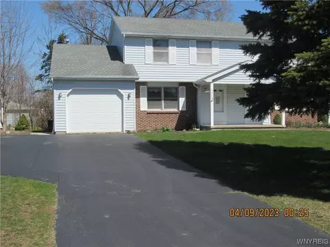 4306 Twilight Ln, Hamburg, NY 14075