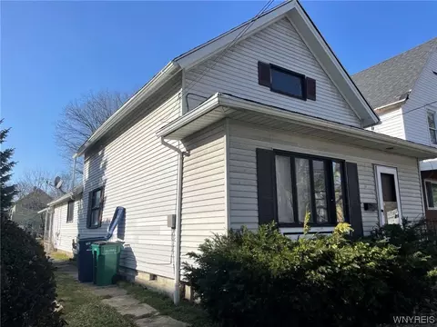 210 N Ogden St, Buffalo, NY 14206