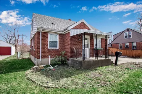 511 Beach Rd, Cheektowaga, NY 14225
