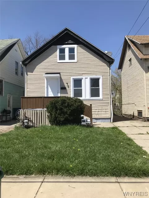 66 Bickford Ave, Buffalo, NY 14215