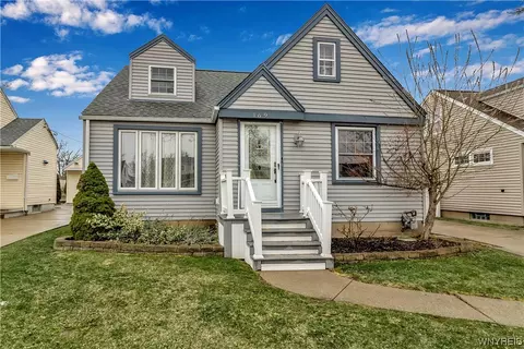 169 Calvin Ct N, Tonawanda, NY 14150