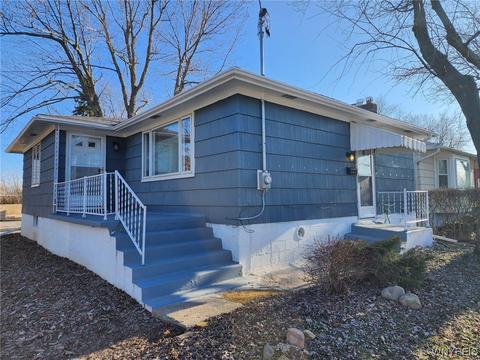 211 Orchard Pl, Cheektowaga, NY 14225